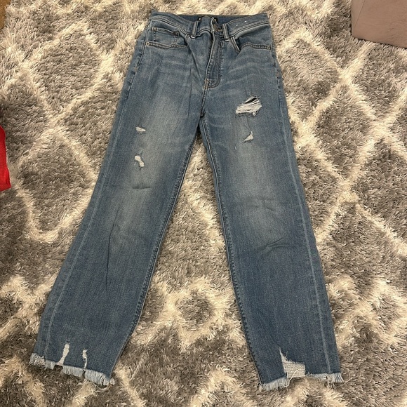 Jeans - Picture 2 of 6